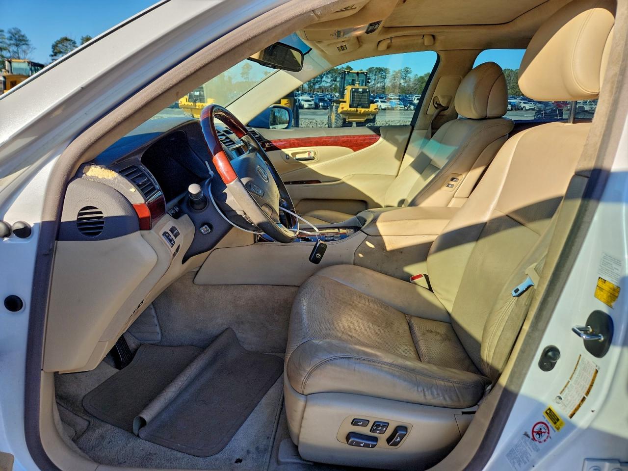 2008 LEXUS LS 460L photo 19