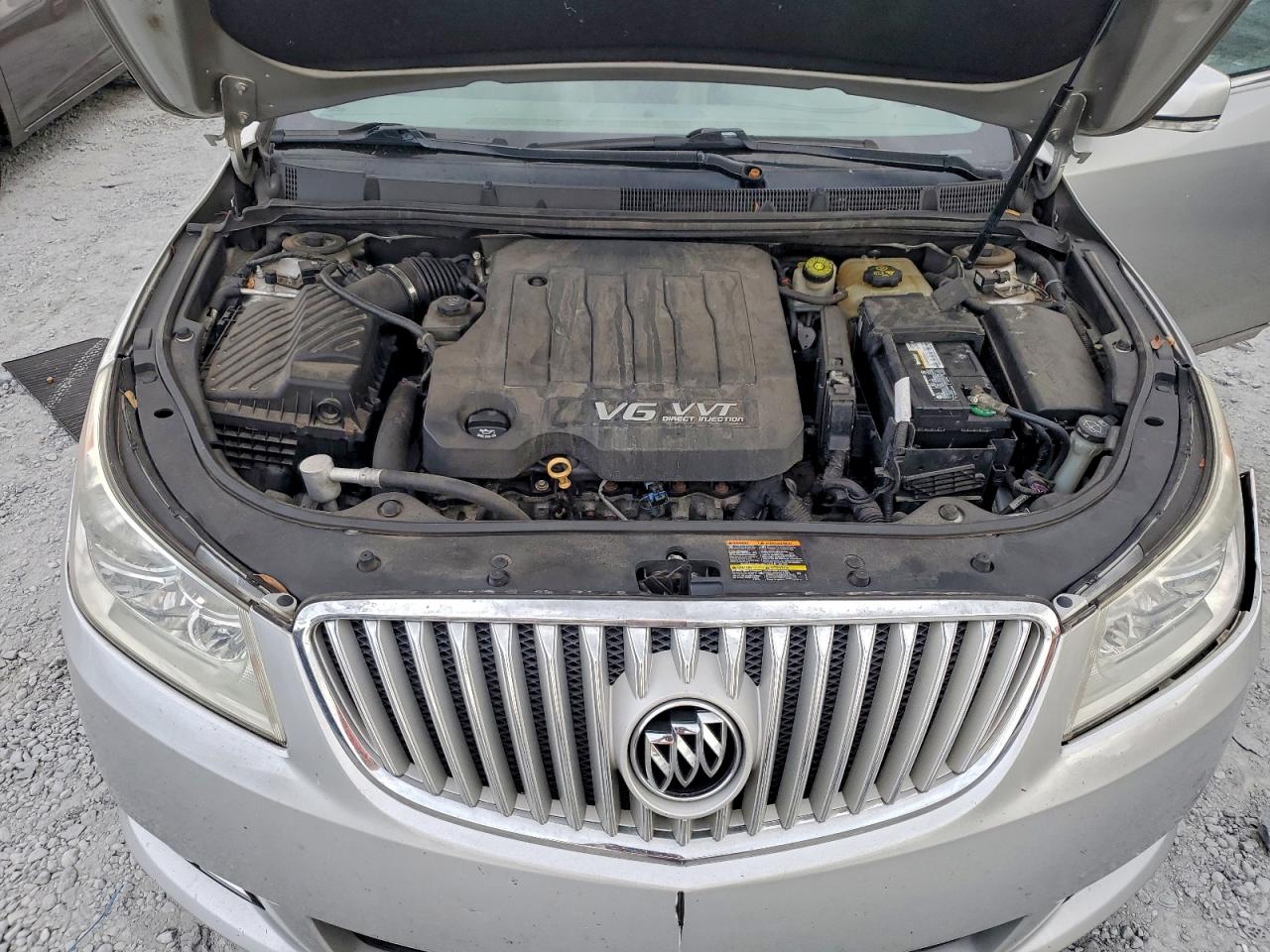 2010 BUICK LACROSSE CXS photo 31