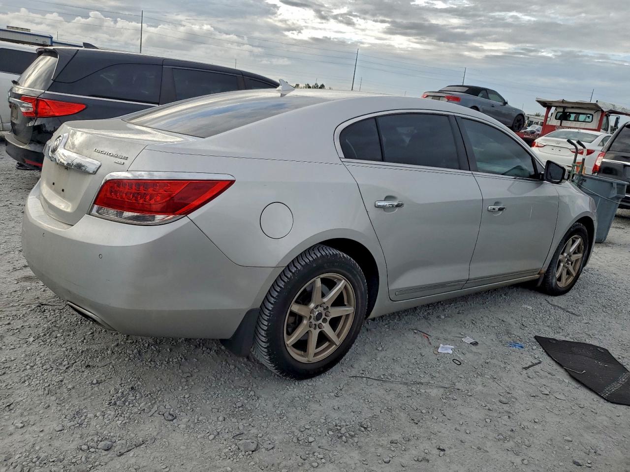 2010 BUICK LACROSSE CXS photo 7