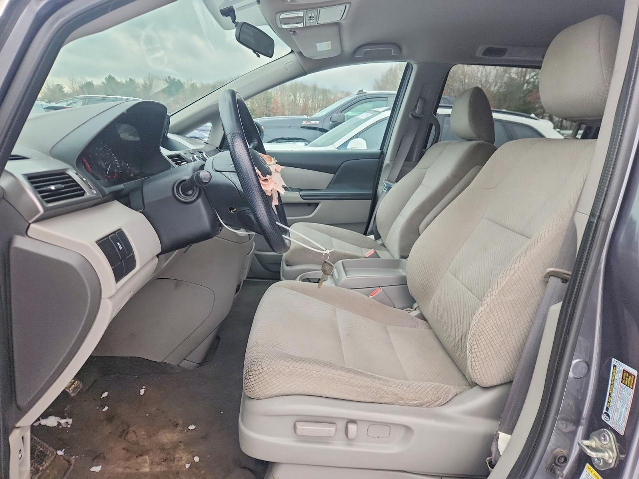 2016 HONDA ODYSSEY LX photo 7