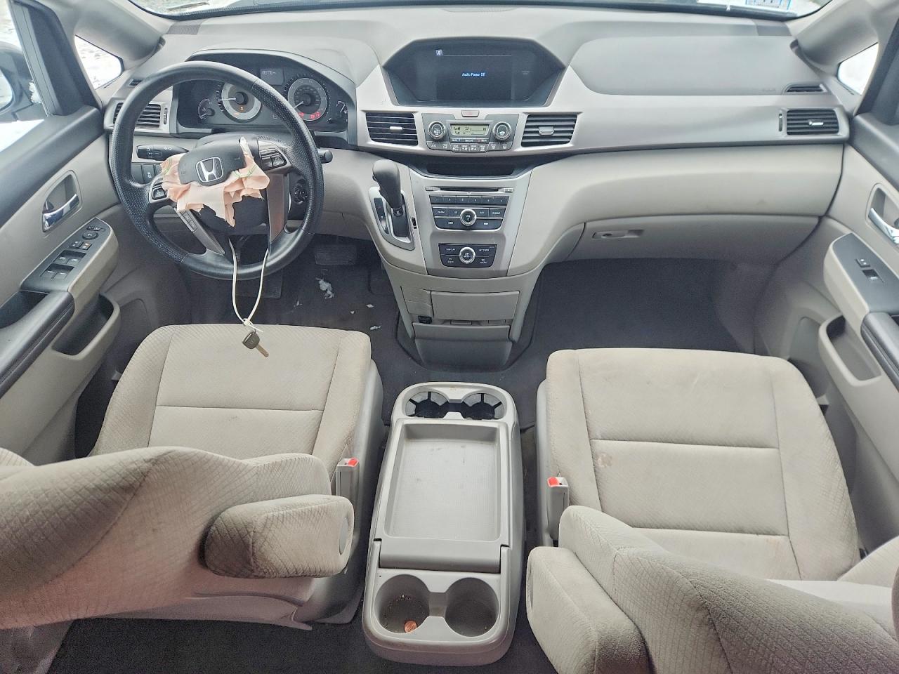 2016 HONDA ODYSSEY LX photo 8