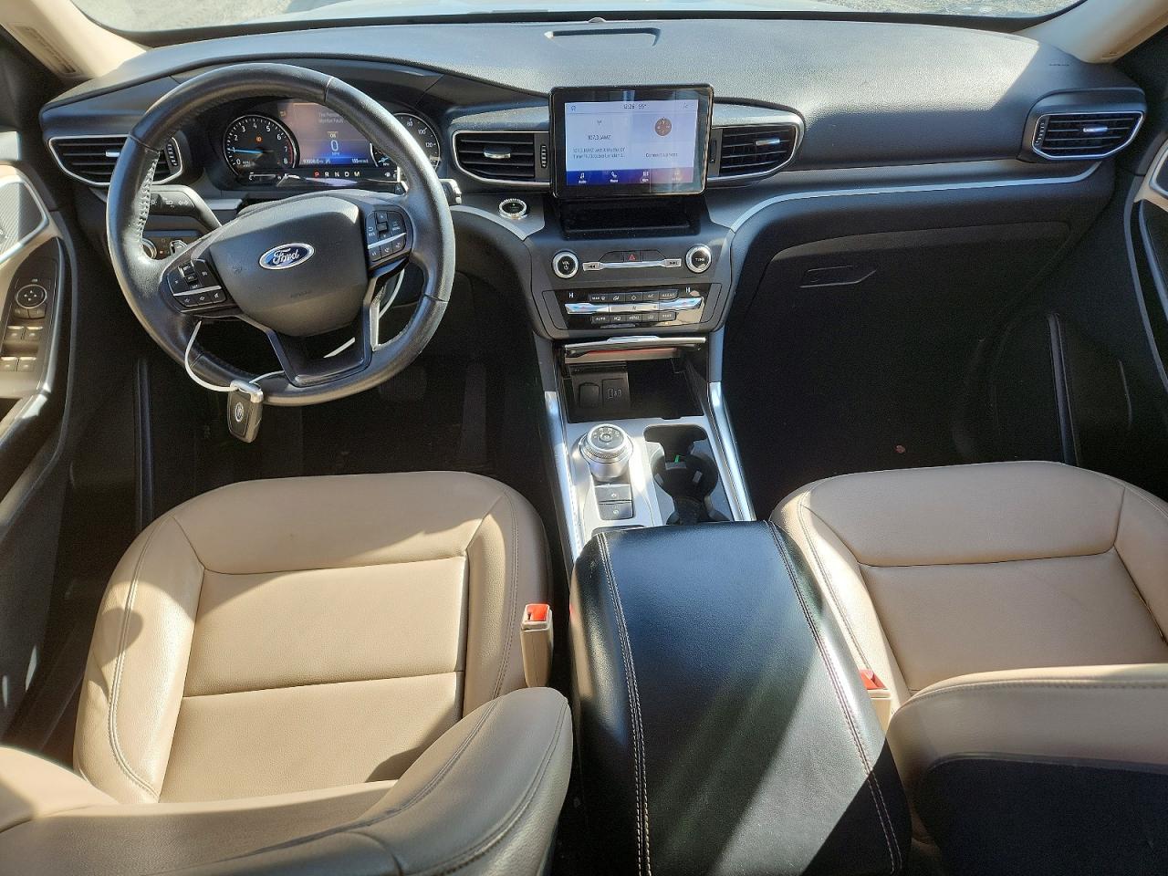 2020 FORD EXPLORER XLT photo 22