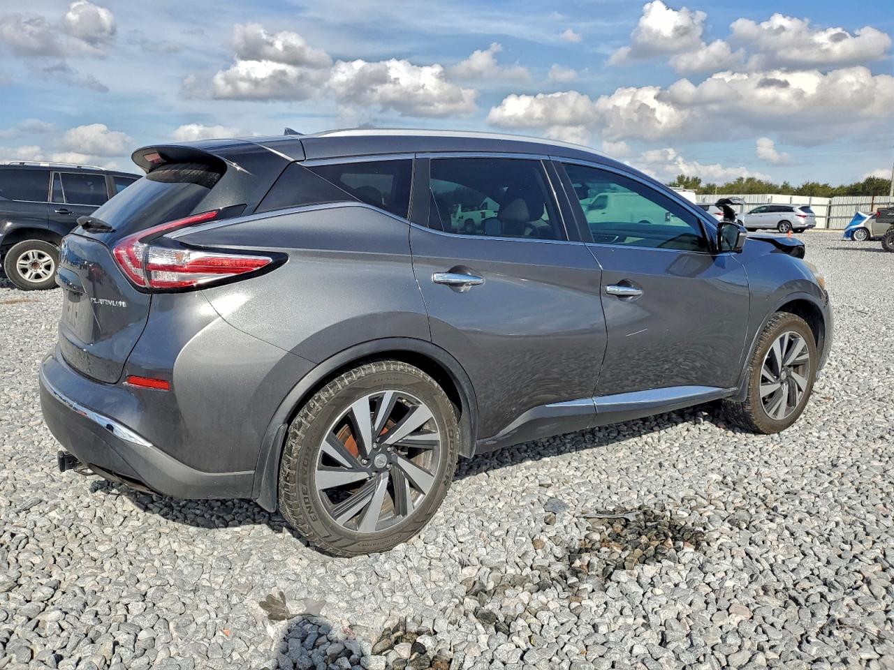 2015 NISSAN MURANO S photo 3