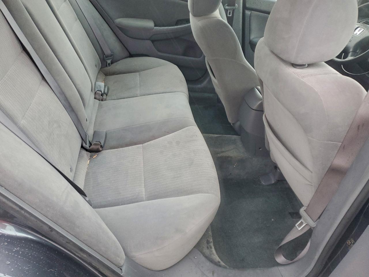 2005 HONDA ACCORD LX photo 10
