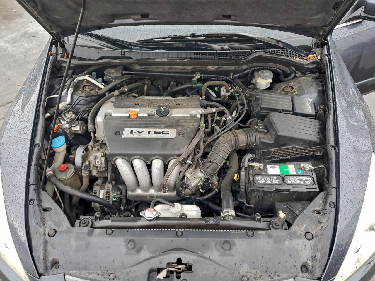 2005 HONDA ACCORD LX photo 11