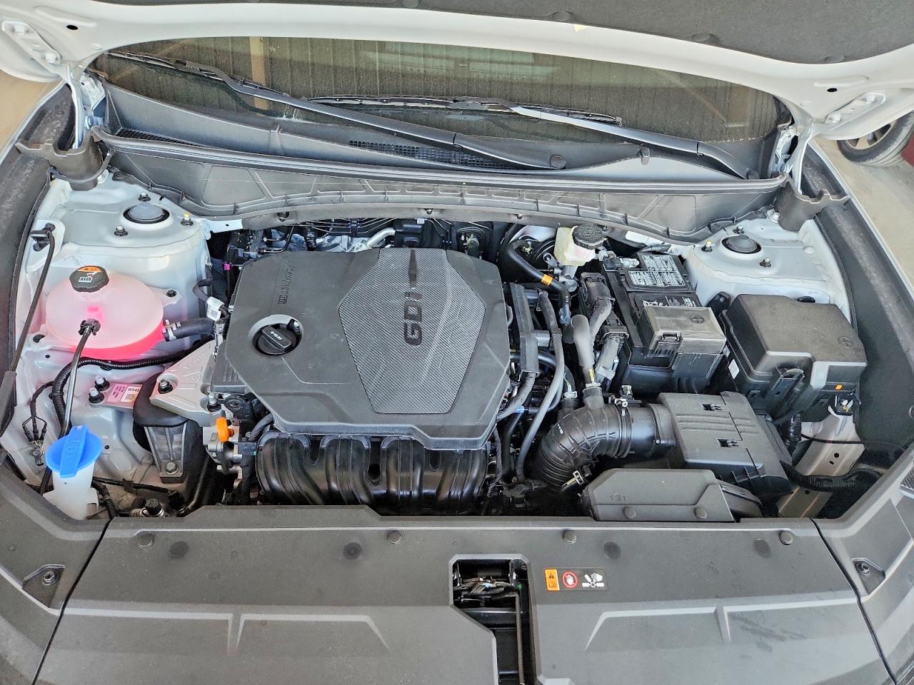 2025 HYUNDAI TUCSON SE photo 23