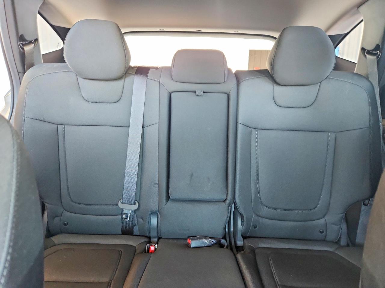 2025 HYUNDAI TUCSON SE photo 19