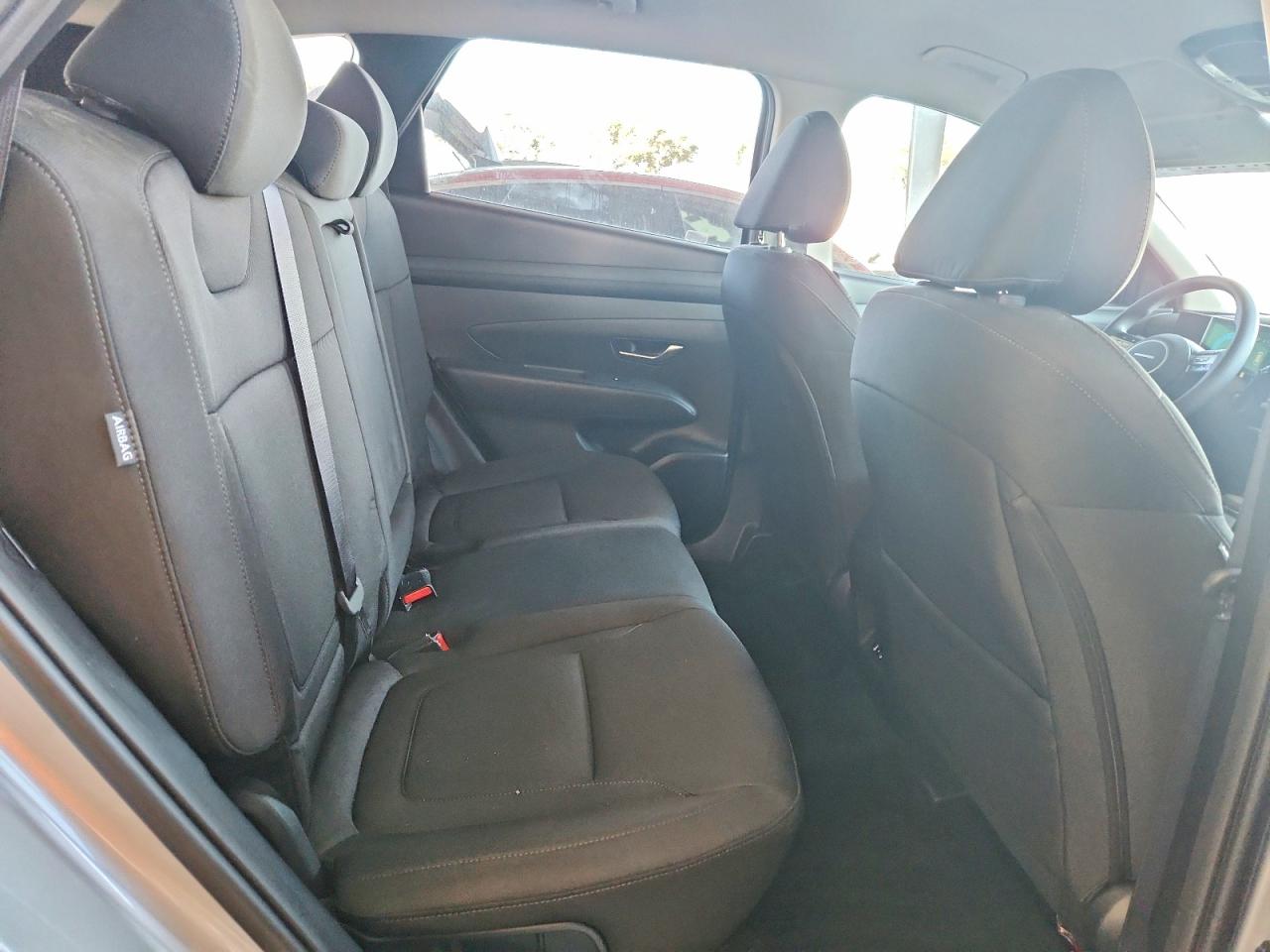 2025 HYUNDAI TUCSON SE photo 21