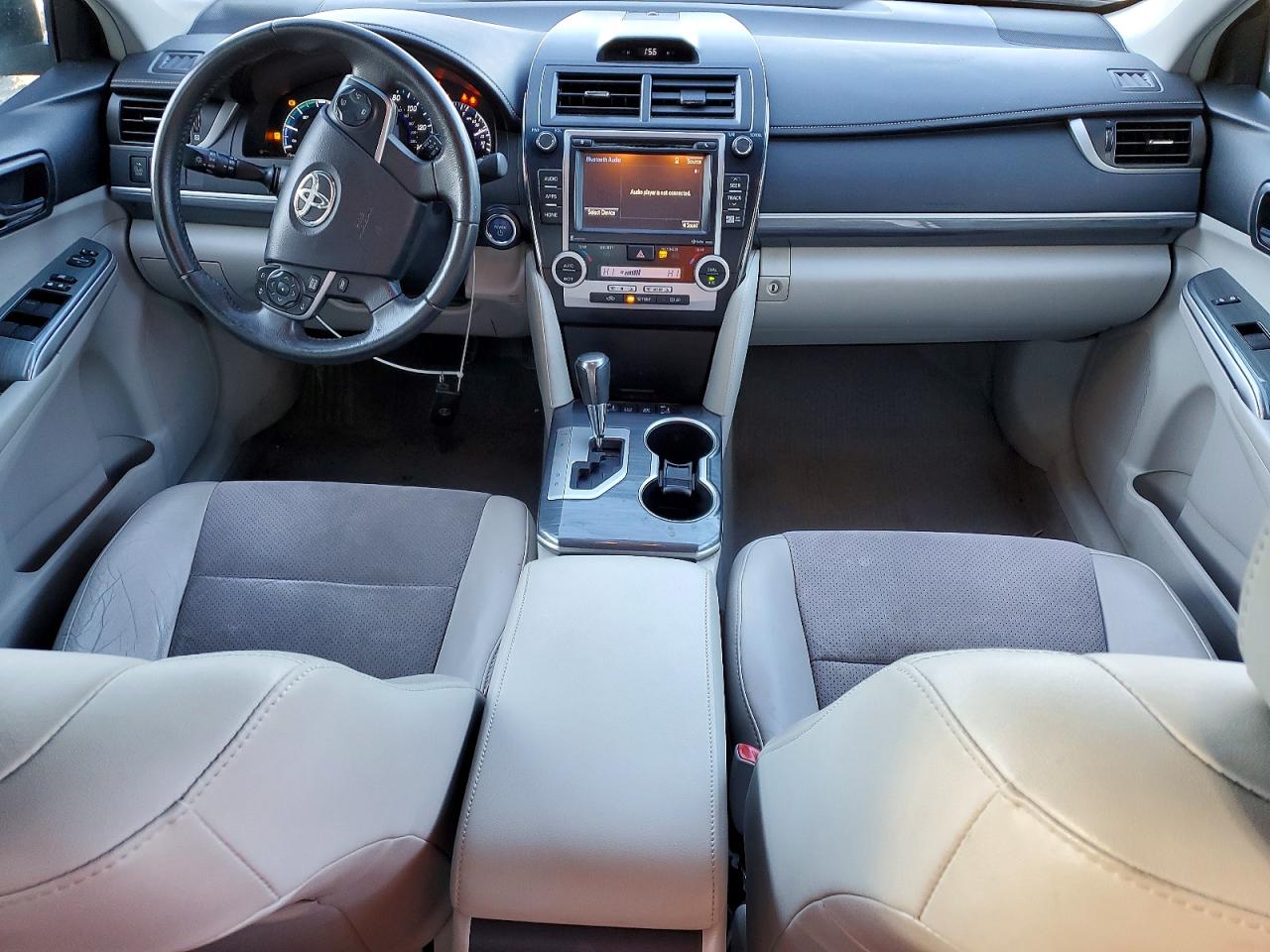 2014 TOYOTA CAMRY HYBRID photo 8