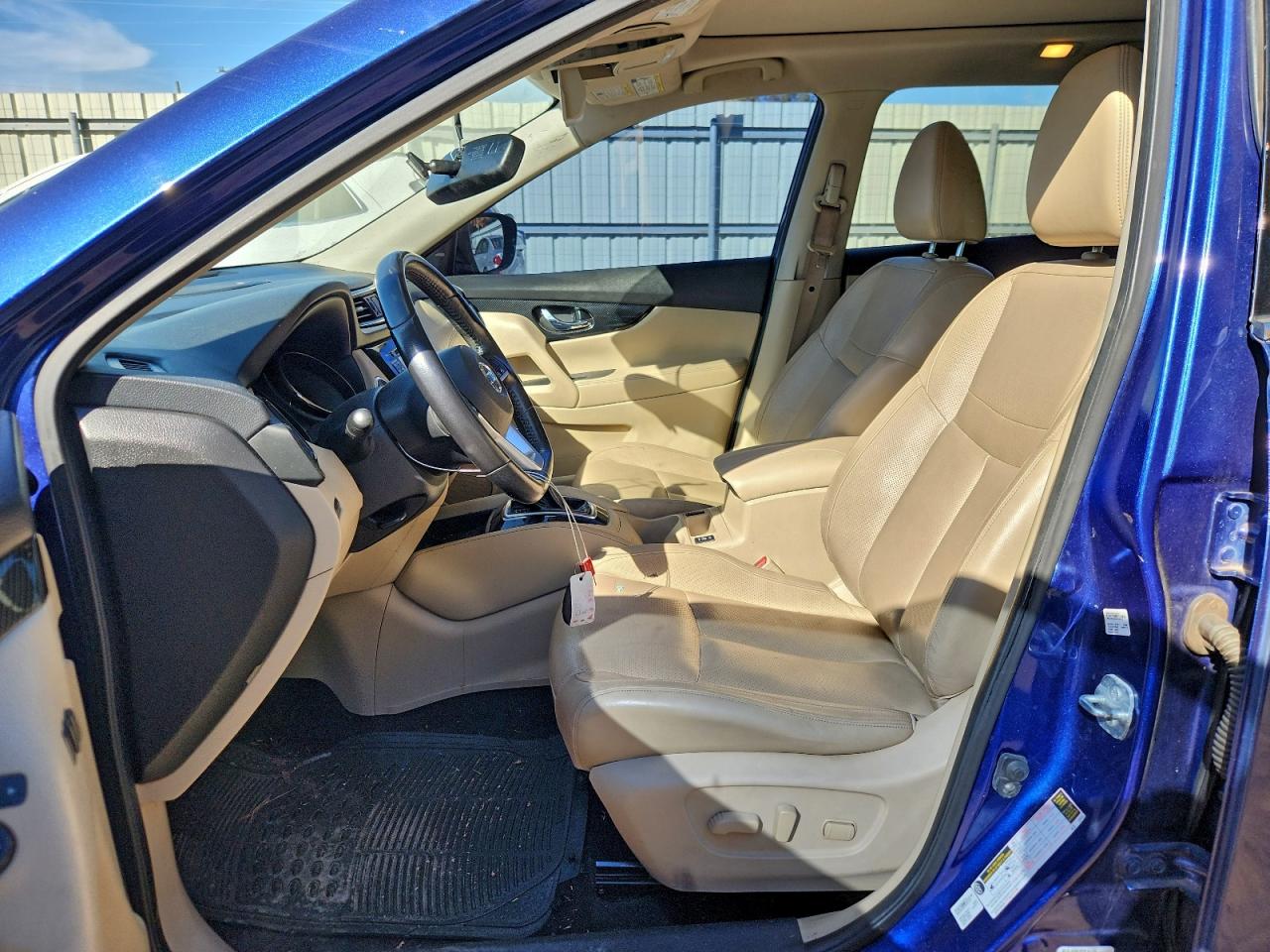 2017 NISSAN ROGUE S photo 13