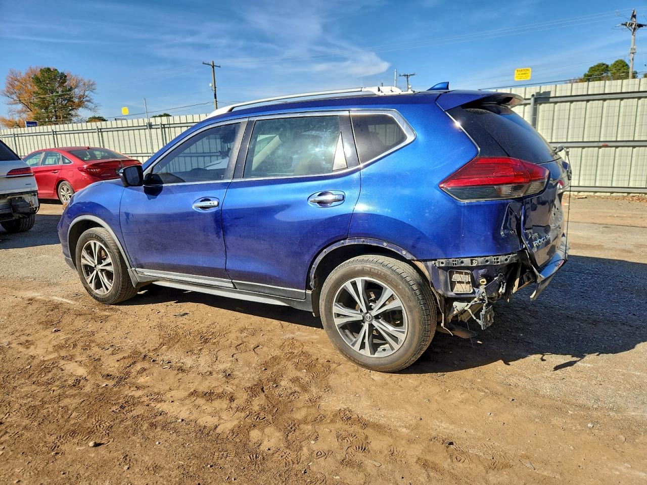 2017 NISSAN ROGUE S photo 3