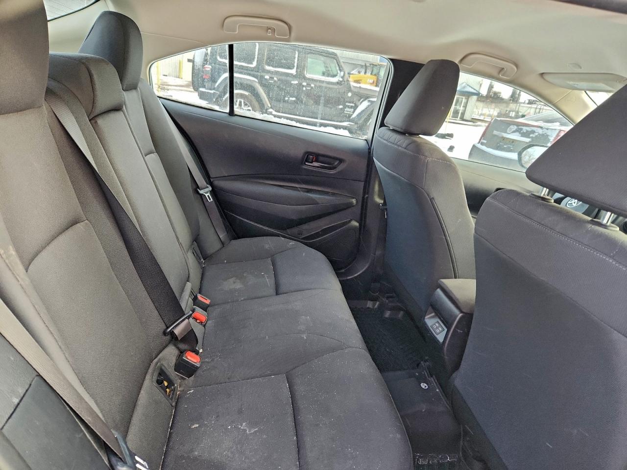 2023 TOYOTA COROLLA LE photo 19