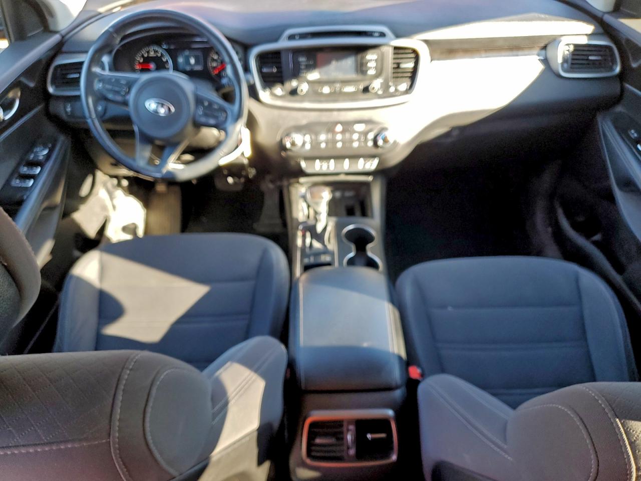 2016 KIA SORENTO photo 15