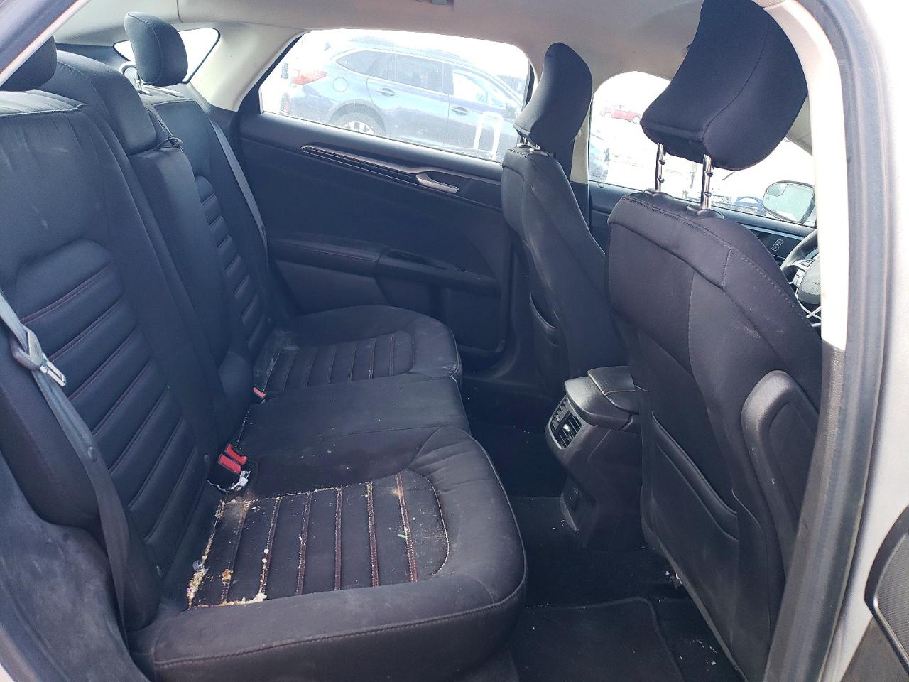 2016 FORD FUSION SE photo 10