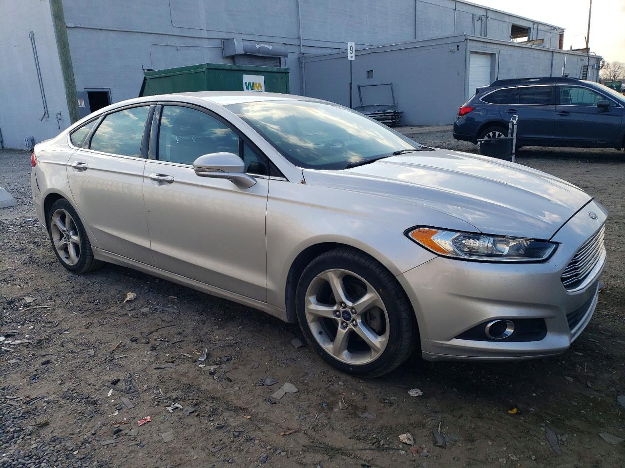2016 FORD FUSION SE photo 4