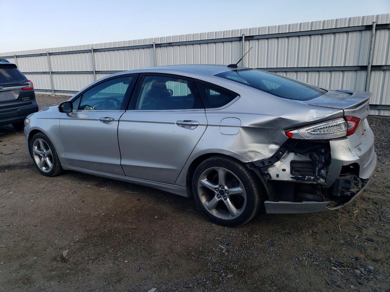2016 FORD FUSION SE photo 2