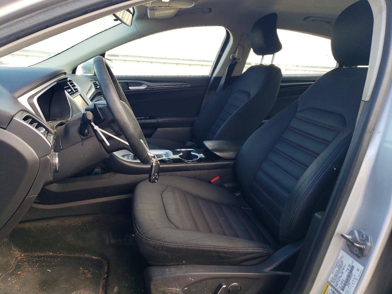 2016 FORD FUSION SE photo 7