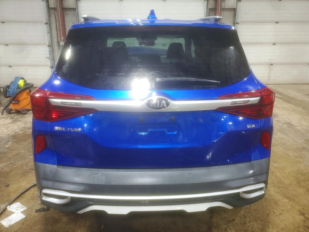 2021 KIA SELTOS EX photo 11