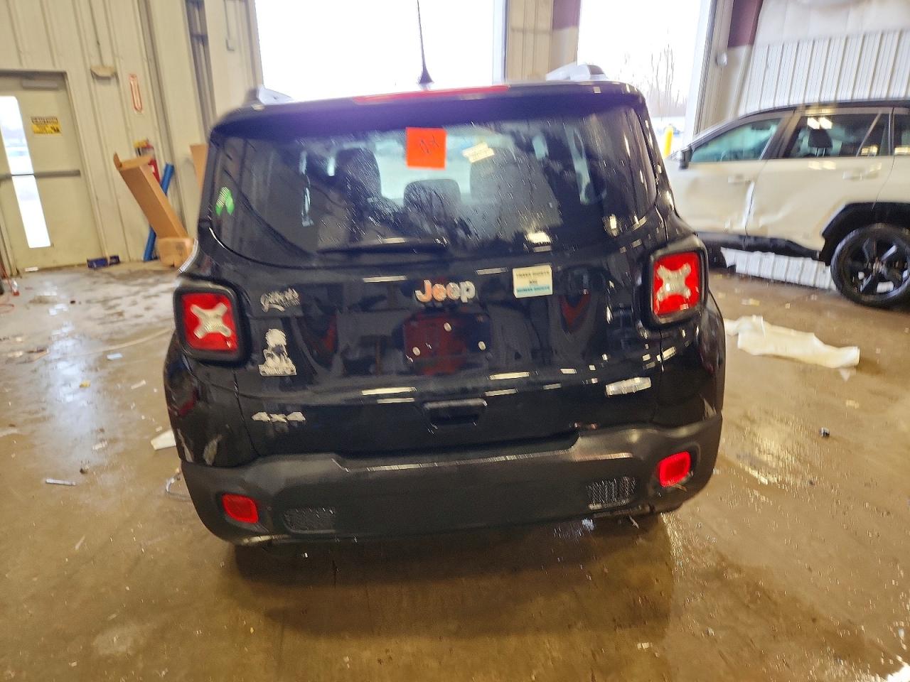 2019 JEEP RENEGADE LATITUDE photo 16
