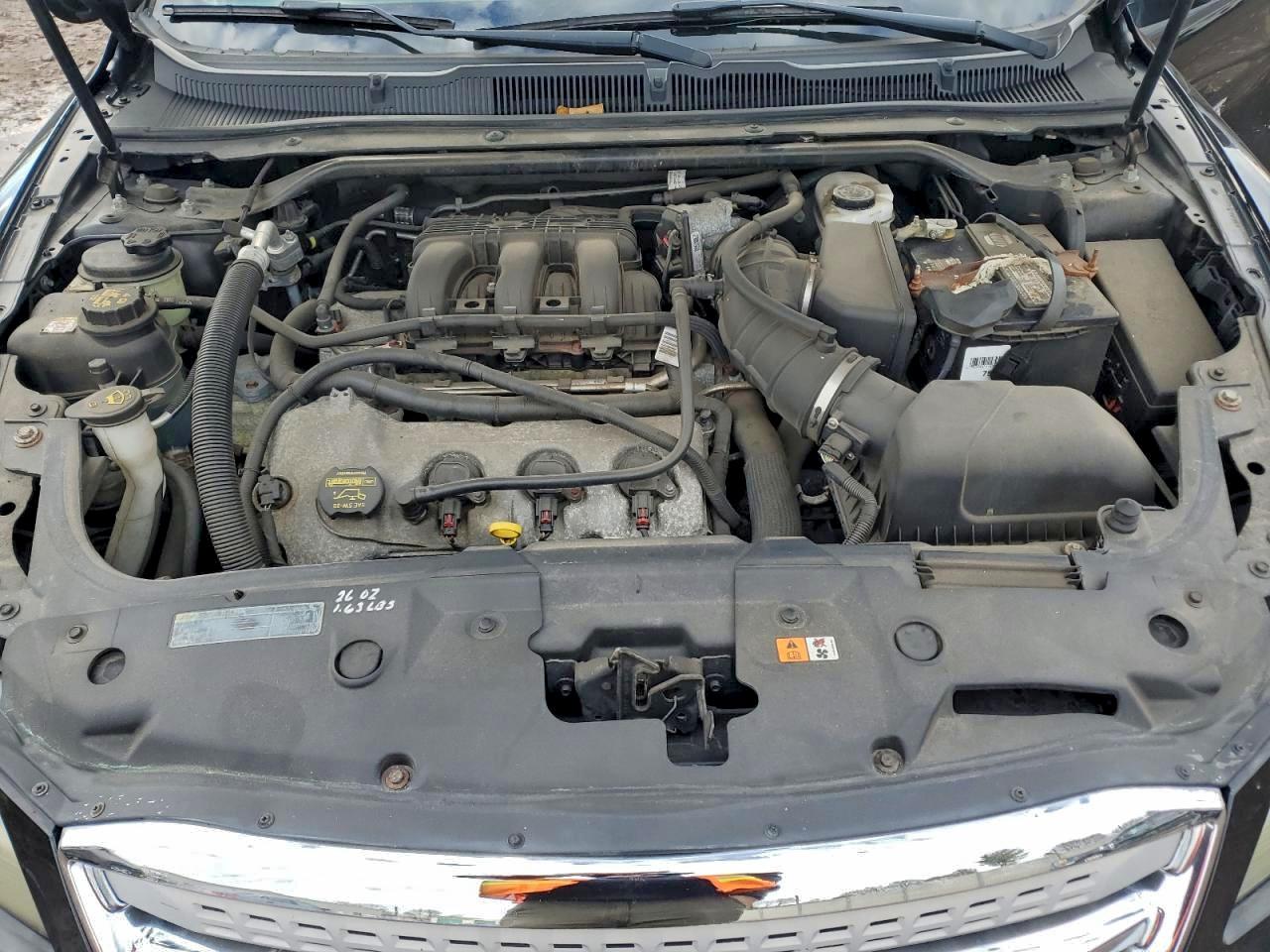 2011 FORD TAURUS SEL photo 21