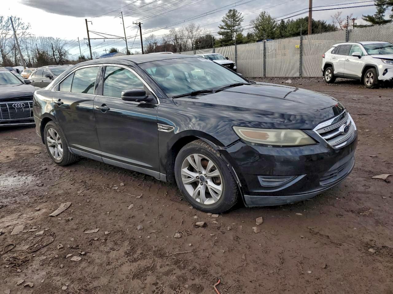 2011 FORD TAURUS SEL photo 7