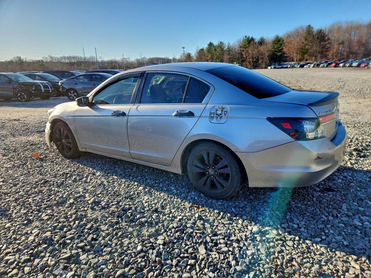 2011 HONDA ACCORD LX photo 3