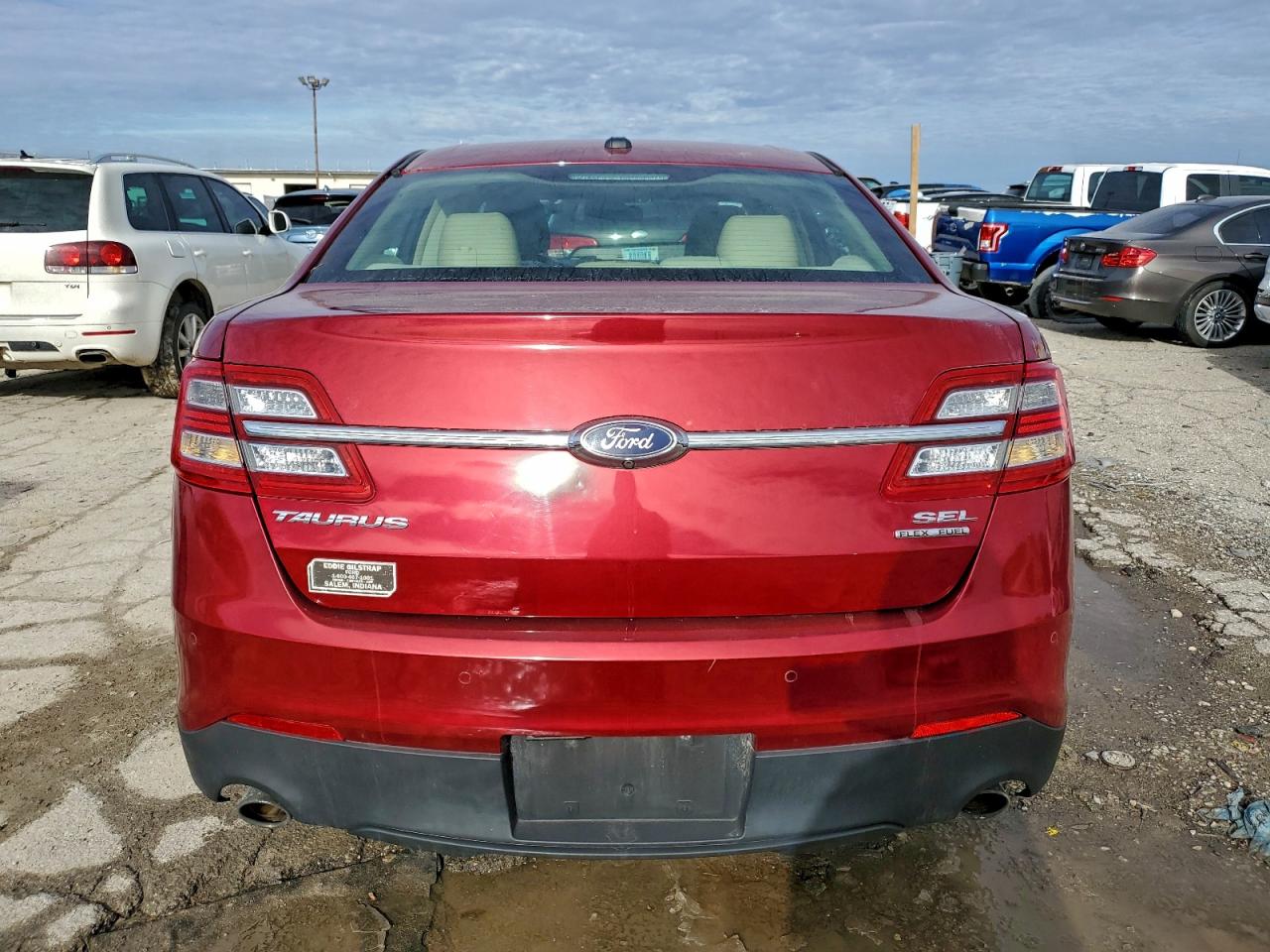 2018 FORD TAURUS SEL photo 11