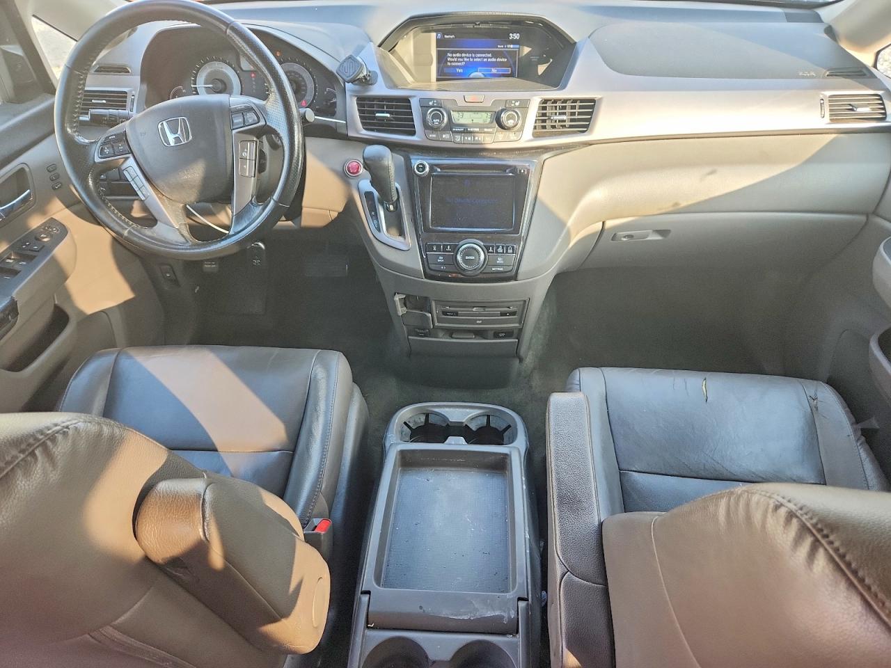 2014 HONDA ODYSSEY TOURING photo 15