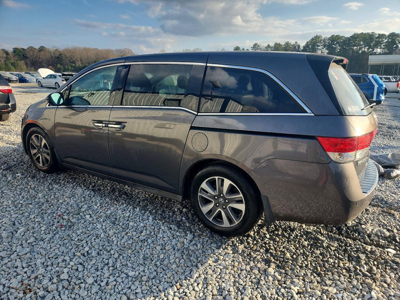 2014 HONDA ODYSSEY TOURING photo 3