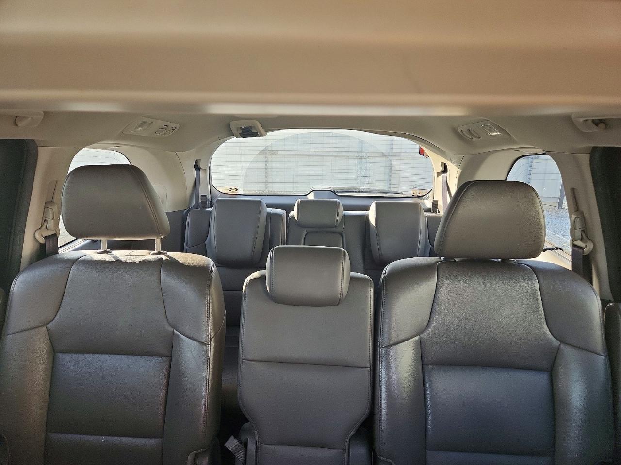 2014 HONDA ODYSSEY TOURING photo 19