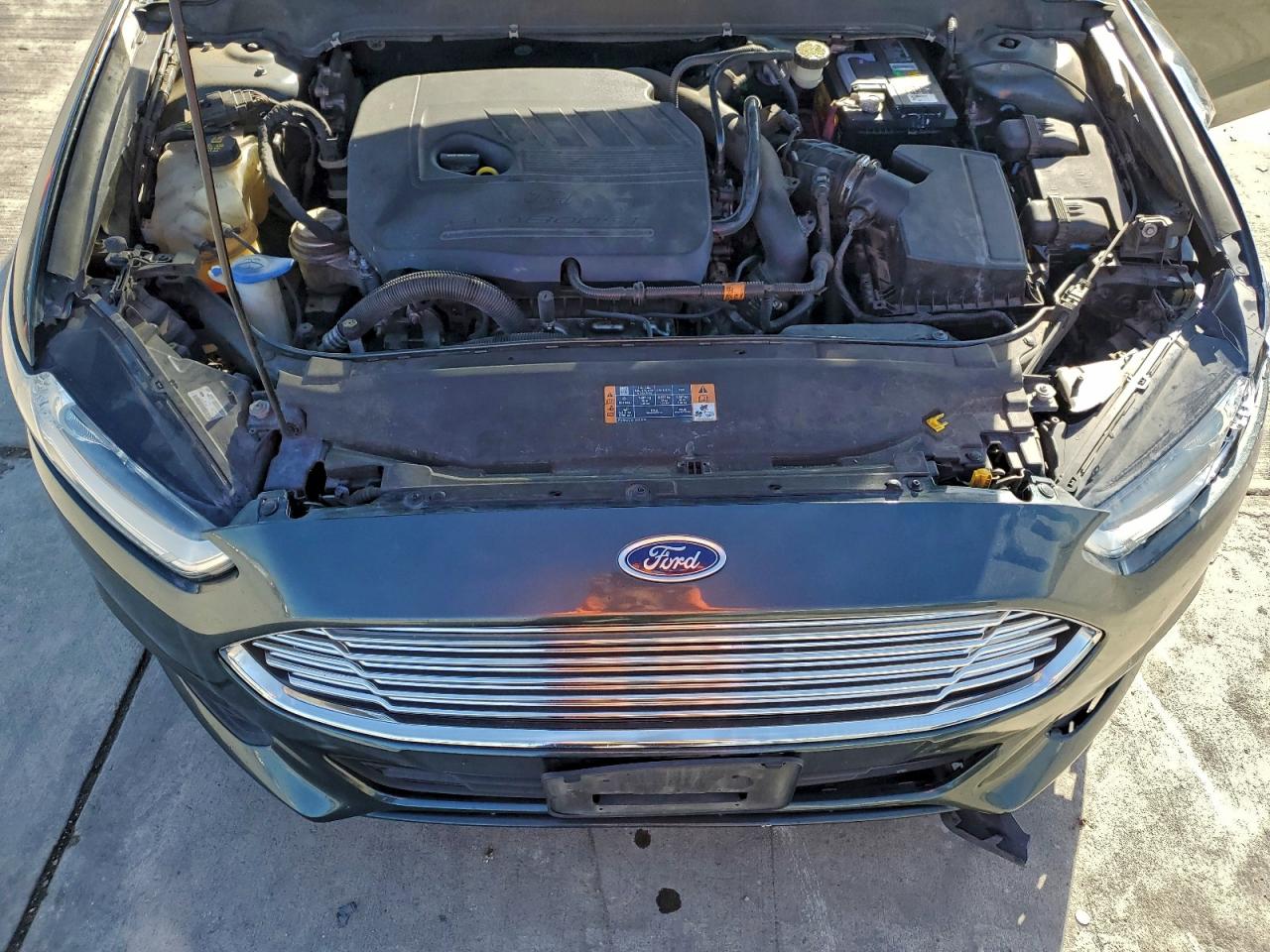 2015 FORD FUSION SE photo 11