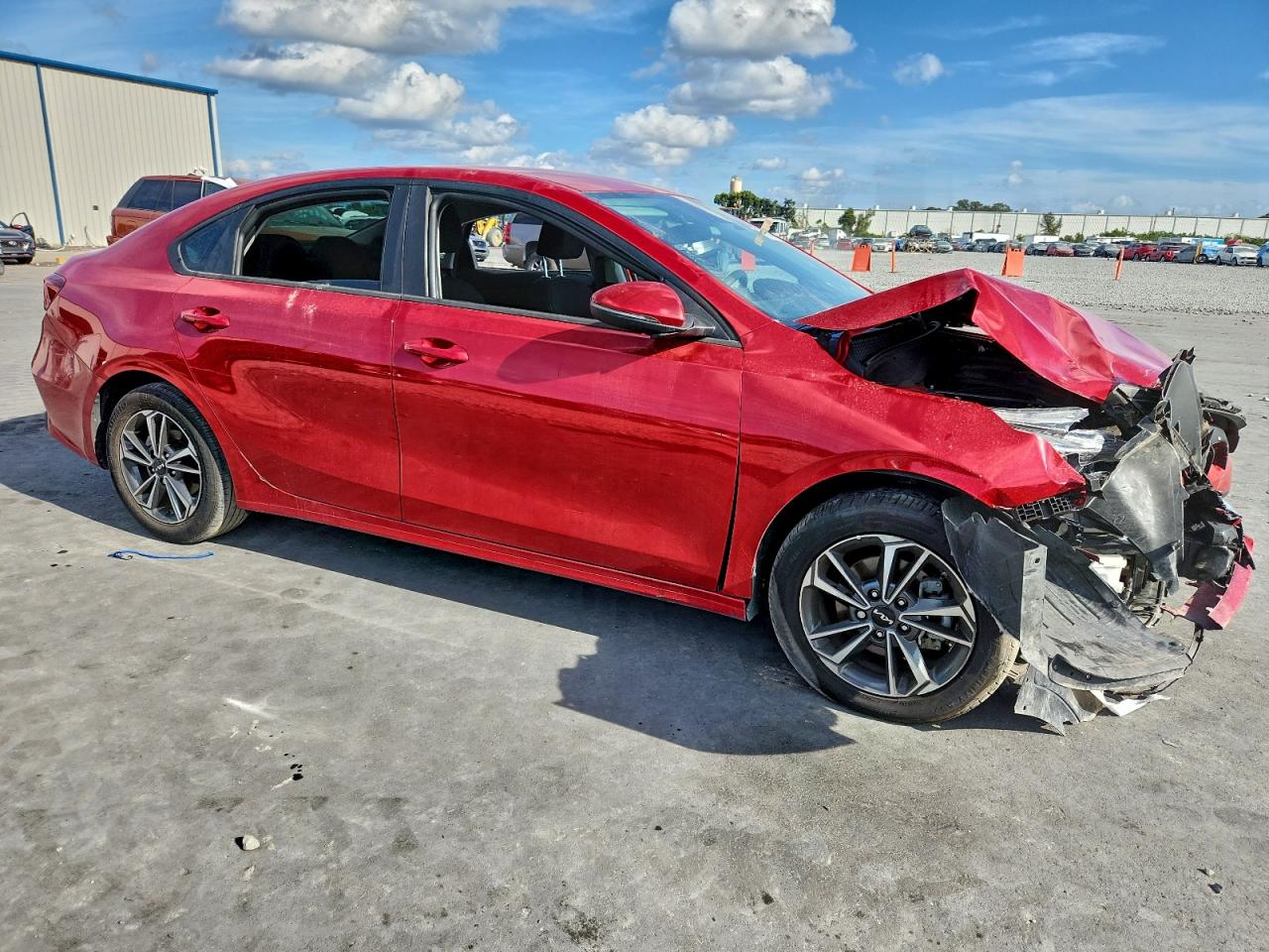 2024 KIA FORTE LX photo 4