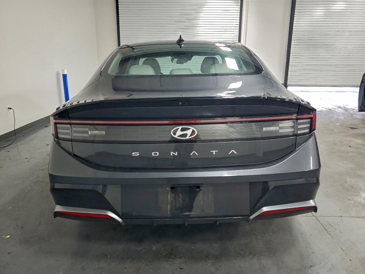 2025 HYUNDAI SONATA SEL photo 11