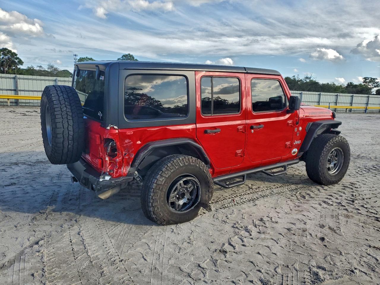 2019 JEEP WRANGLER UNLIMITED SPORT photo 3