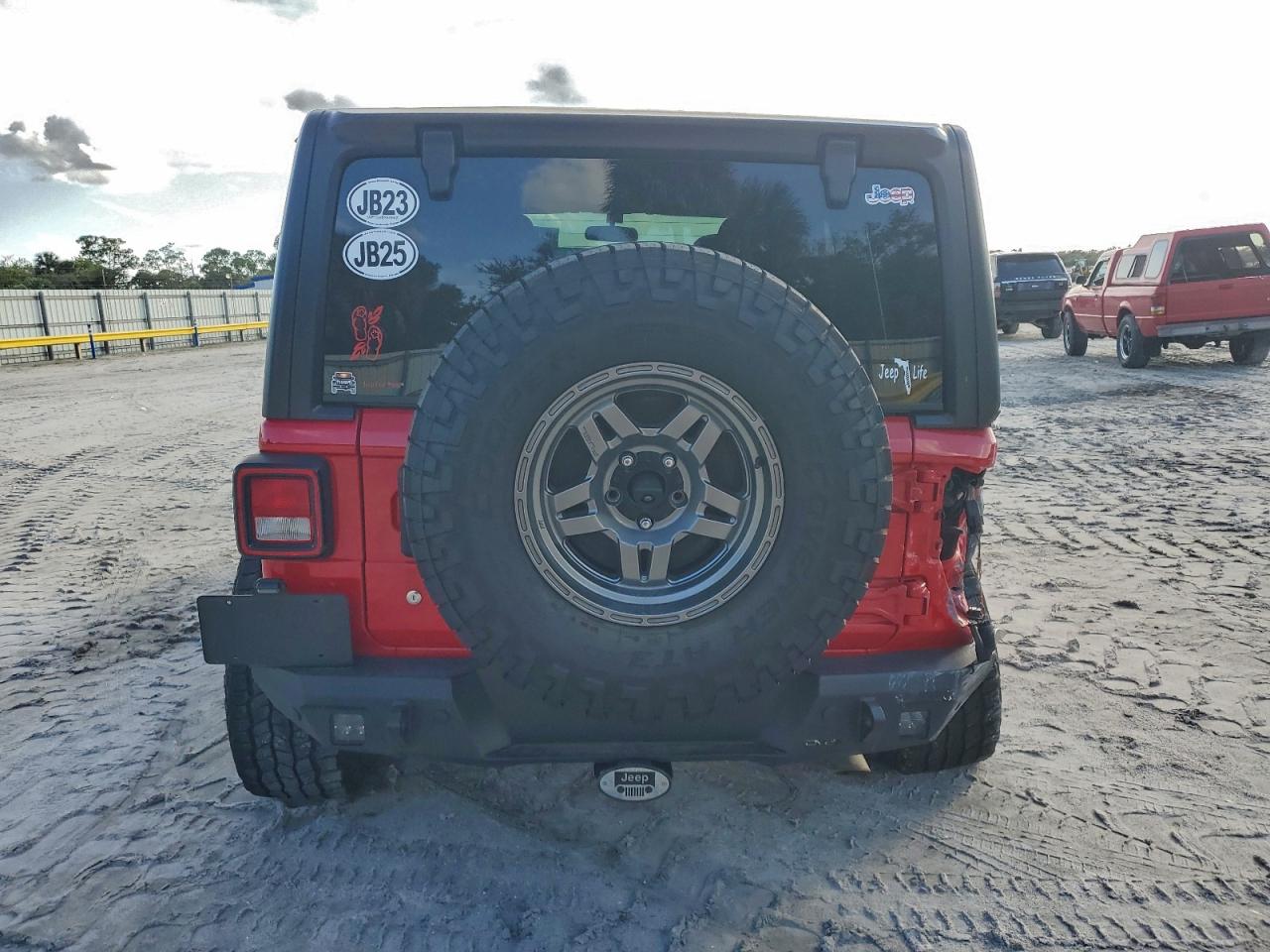 2019 JEEP WRANGLER UNLIMITED SPORT photo 6