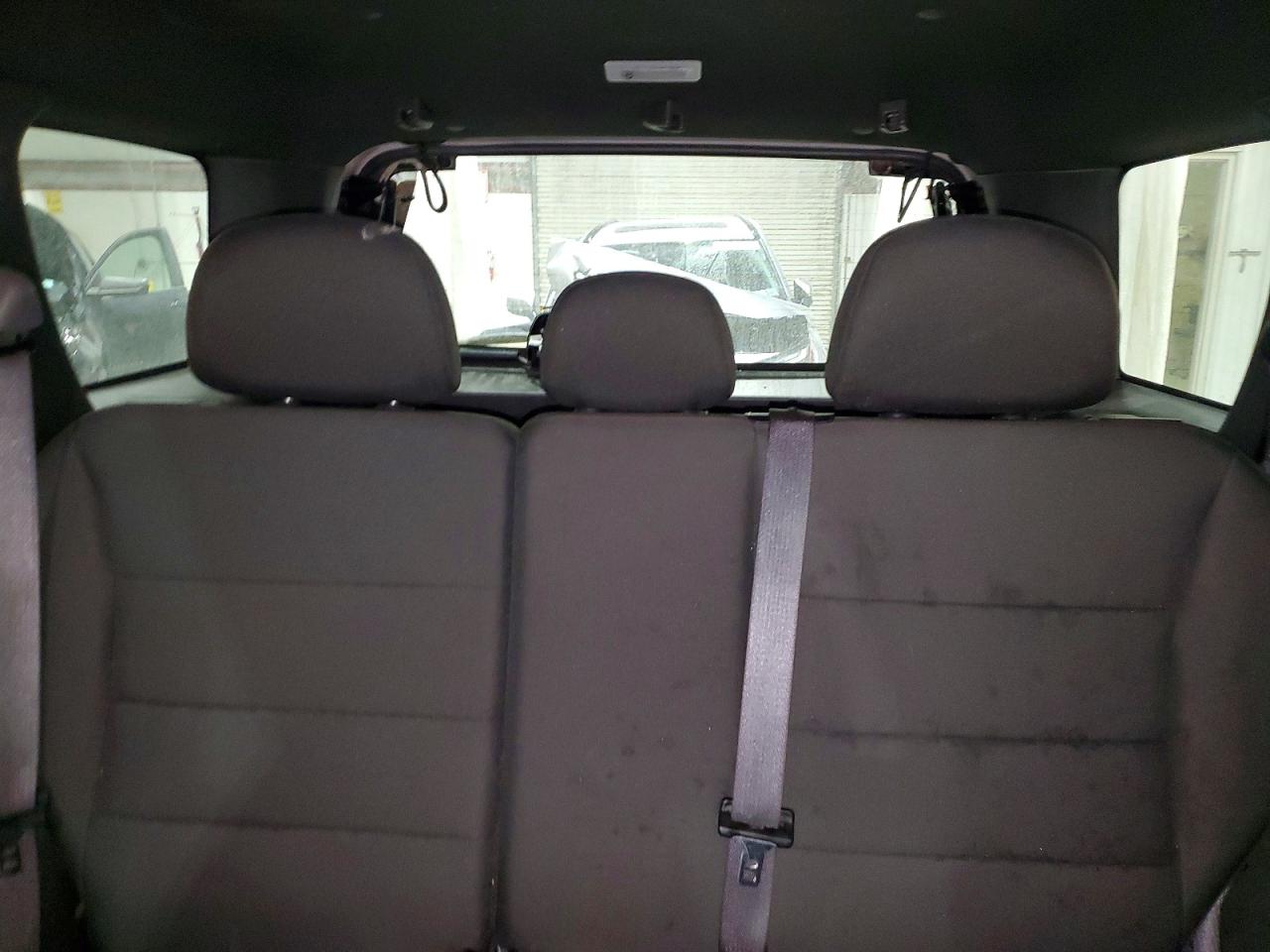 2011 FORD ESCAPE XLT photo 28