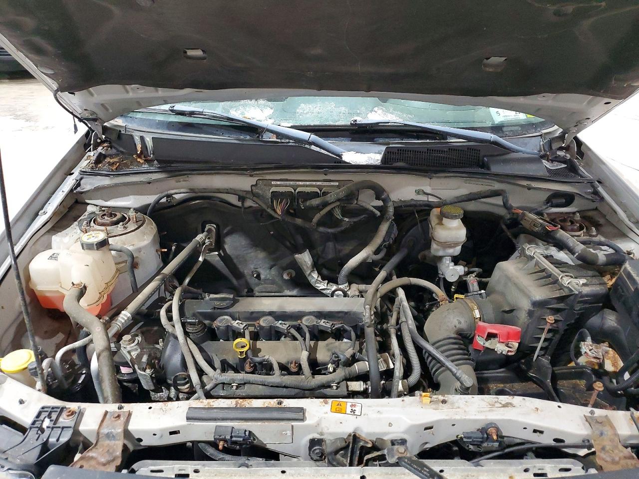 2011 FORD ESCAPE XLT photo 34