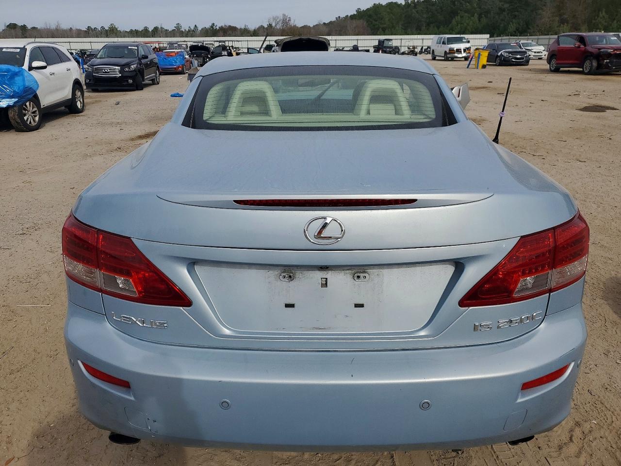 2010 LEXUS IS 250 photo 6