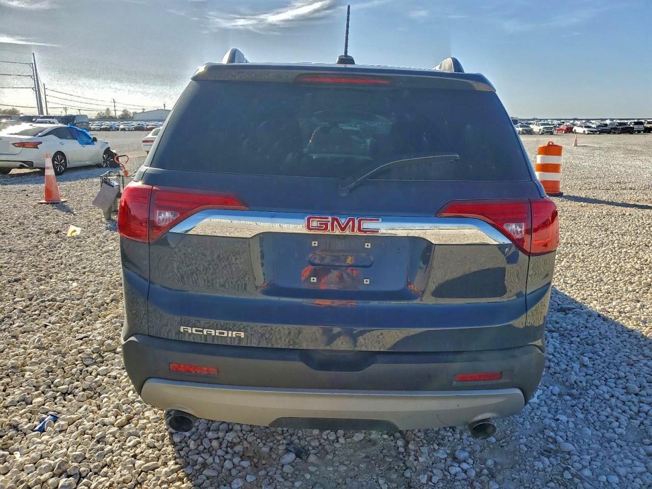 2019 GMC ACADIA SLE photo 11
