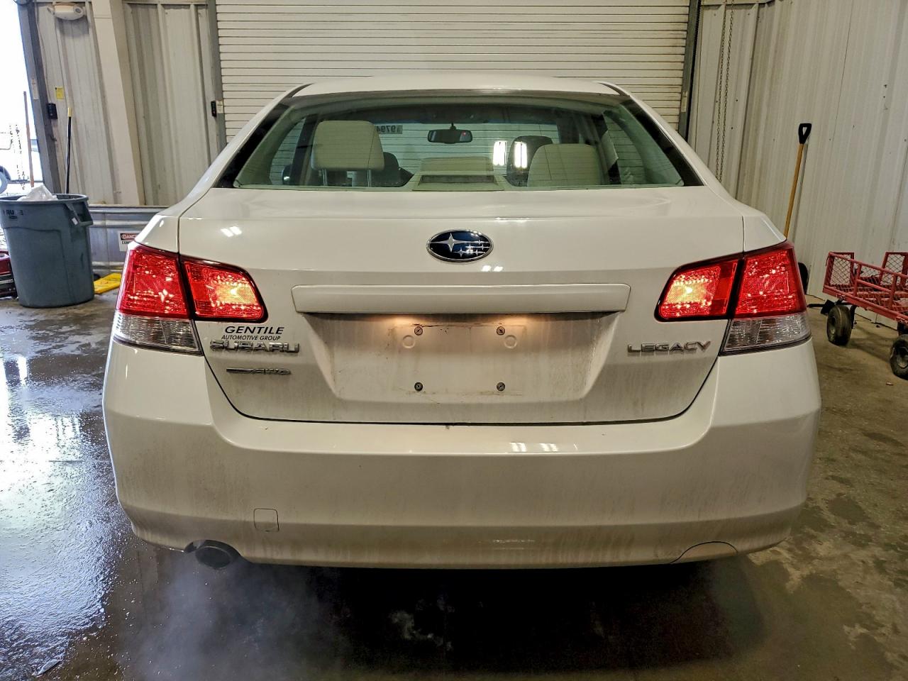 2011 SUBARU LEGACY 2.5I PREMIUM photo 6