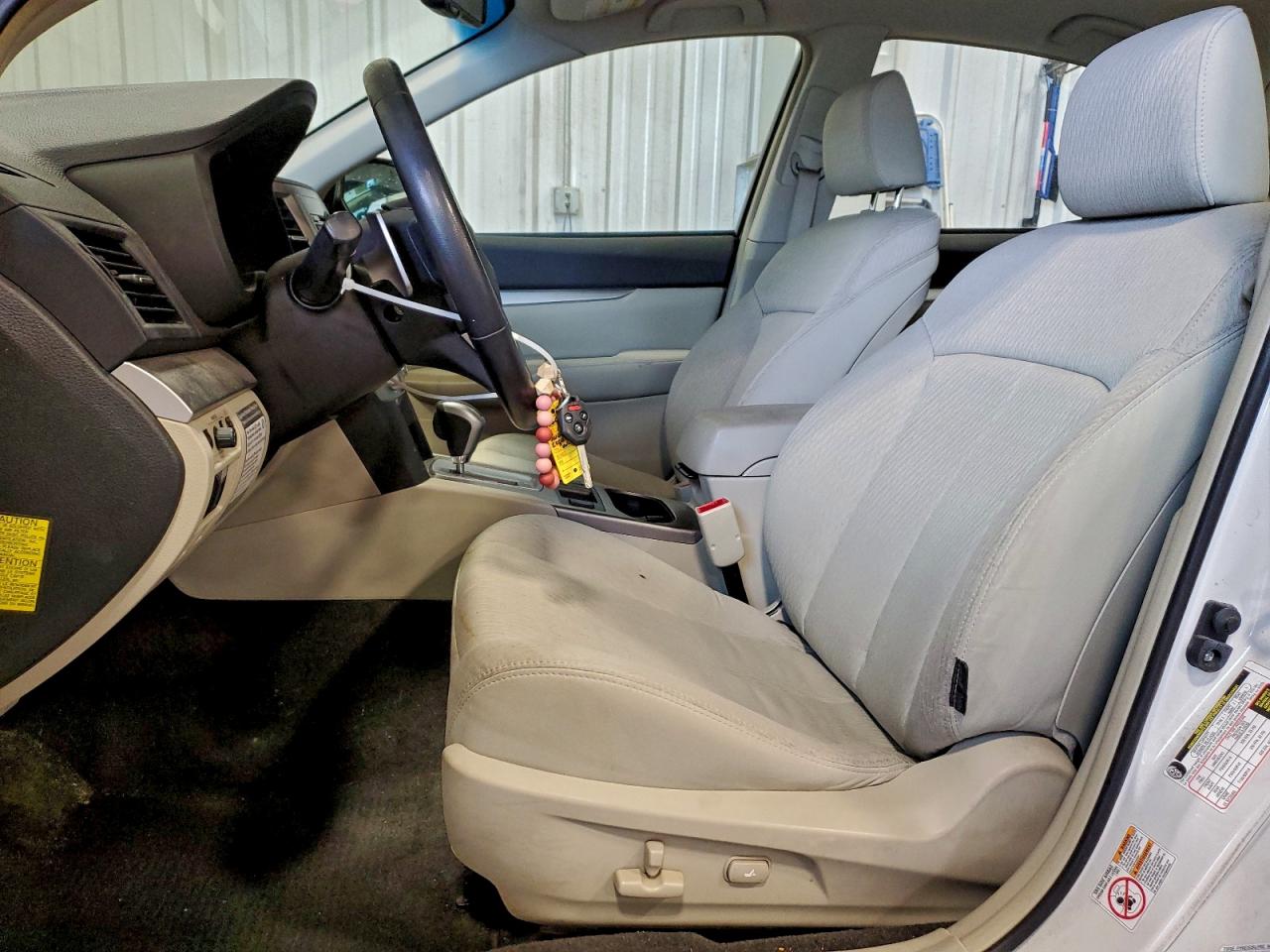 2011 SUBARU LEGACY 2.5I PREMIUM photo 7
