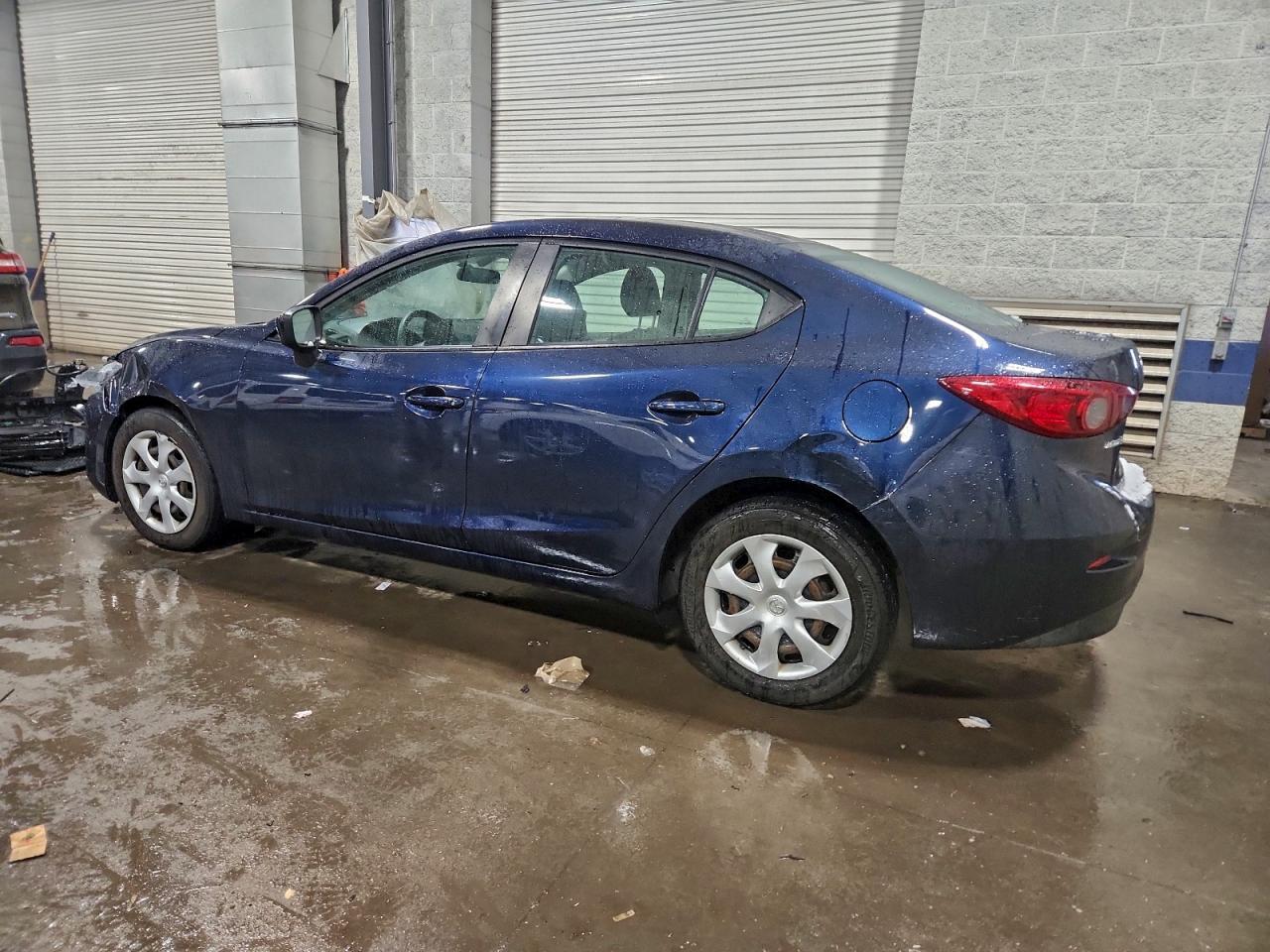 2017 MAZDA 3 SPORT photo 2