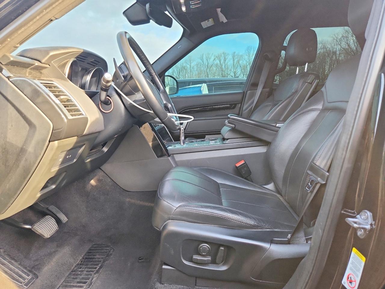 2019 LAND ROVER DISCOVERY SE photo 13