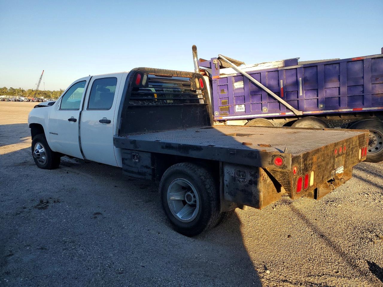 2009 CHEVROLET SILVERADO TRUCK CAB AND CHASSIS photo 3