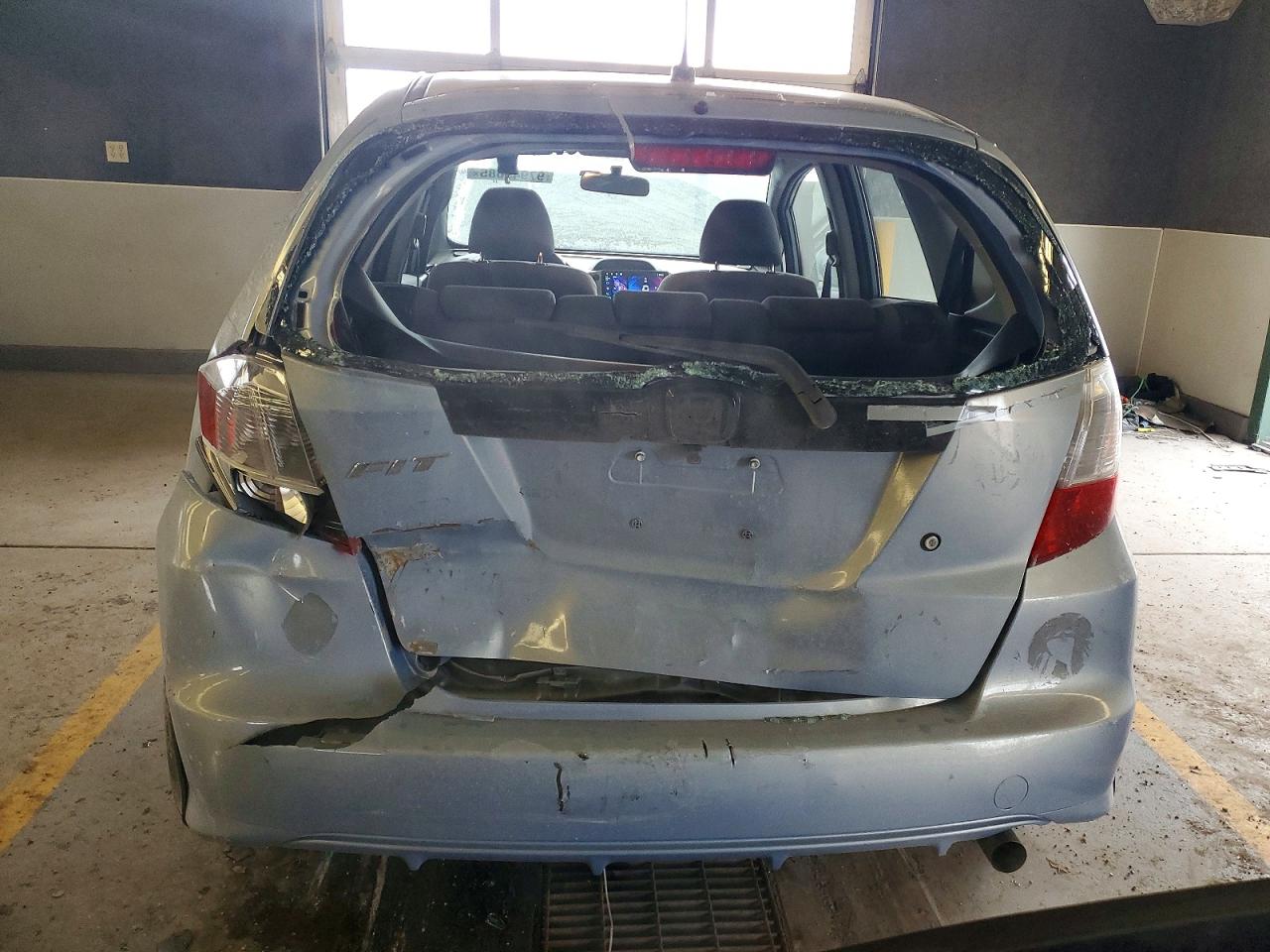 2009 HONDA FIT photo 11