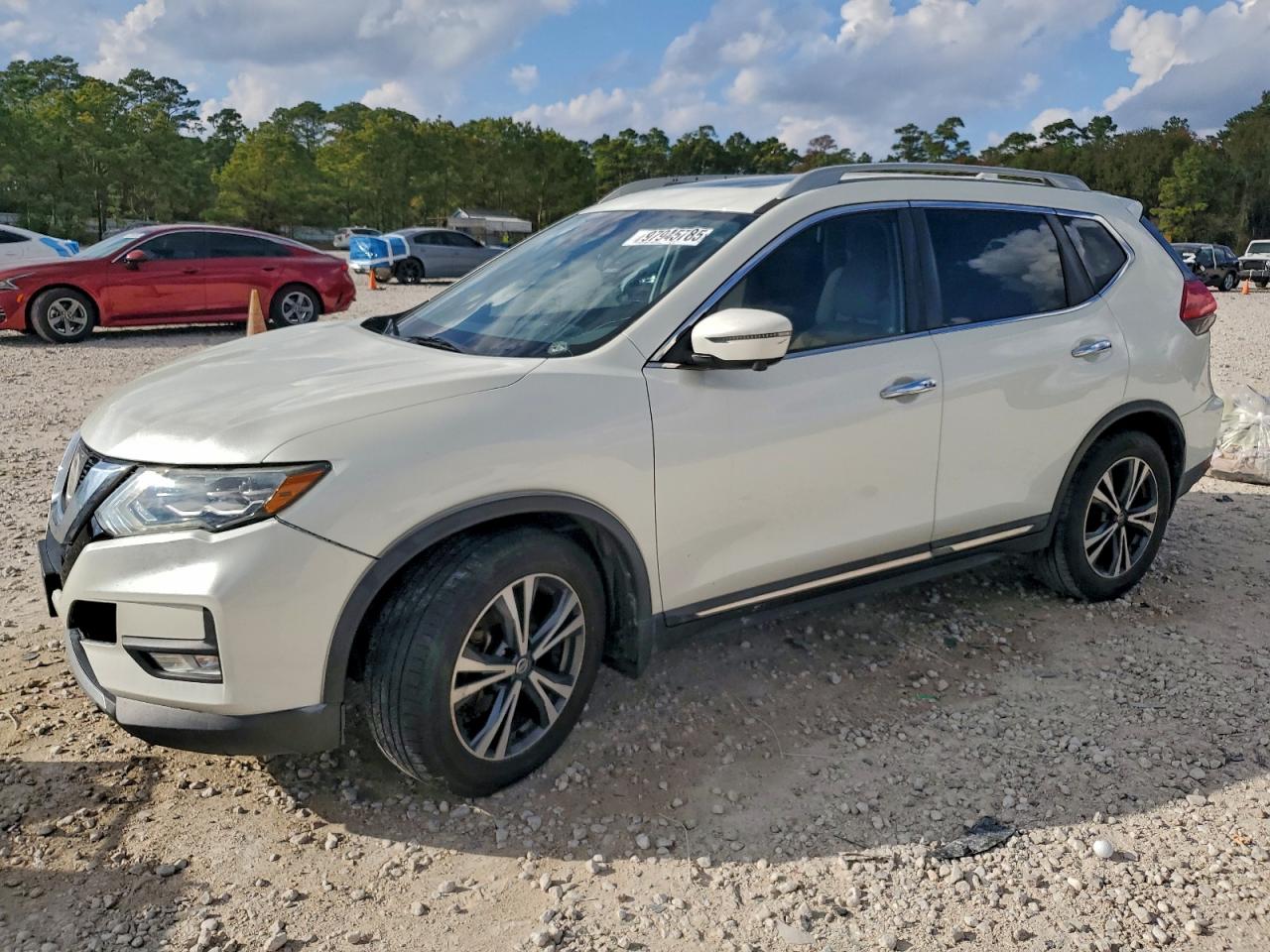 2017 NISSAN ROGUE