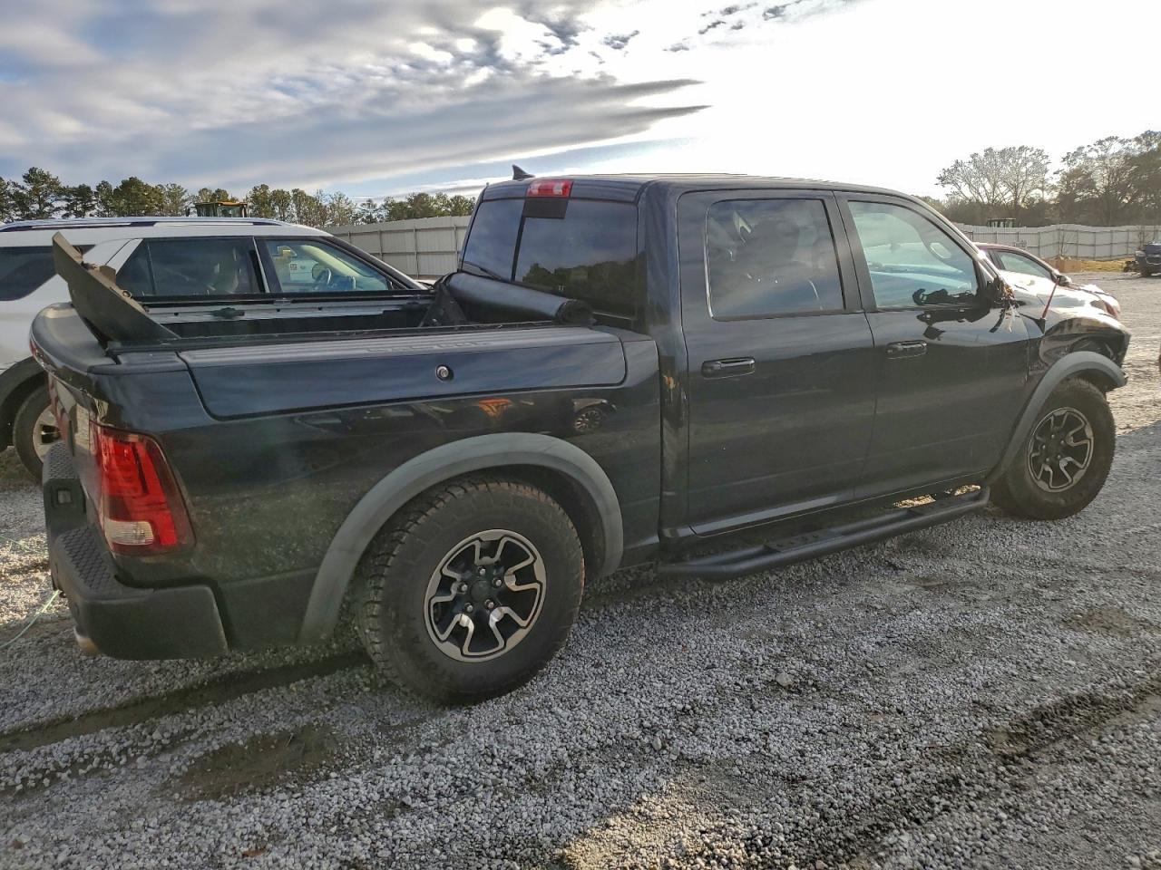 2017 RAM 1500 REBEL photo 7