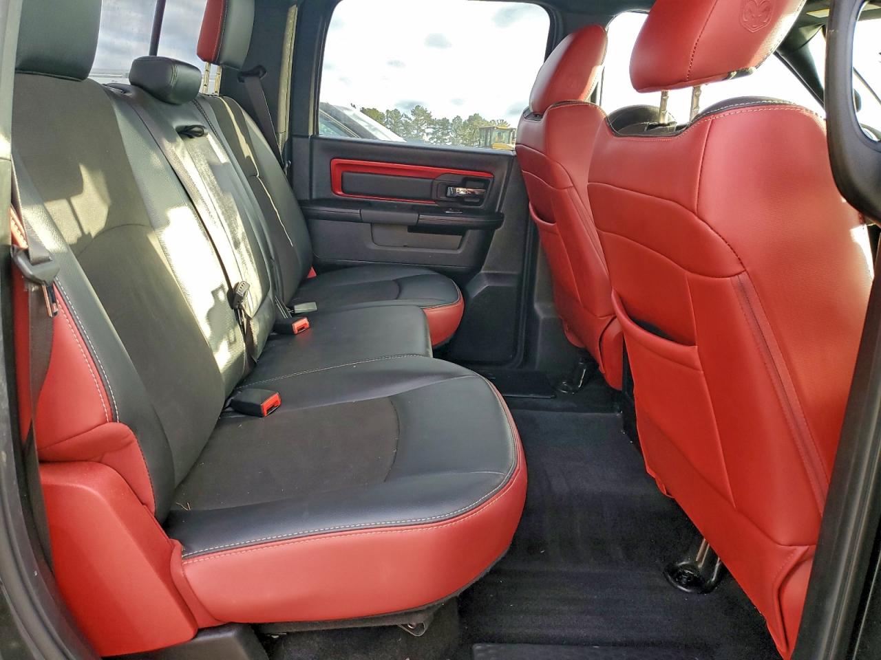 2017 RAM 1500 REBEL photo 28
