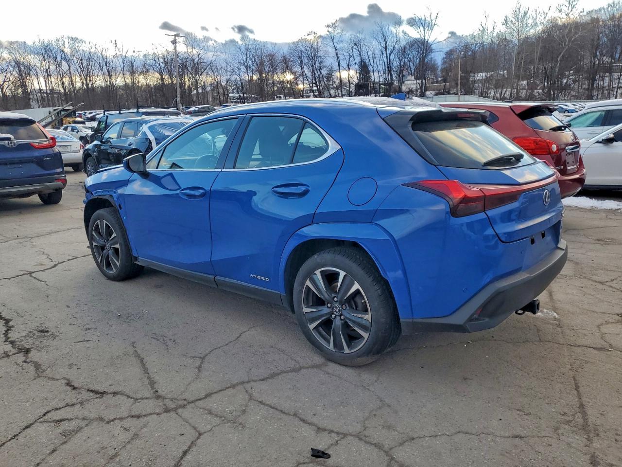 2022 LEXUS UX 250H BASE photo 2