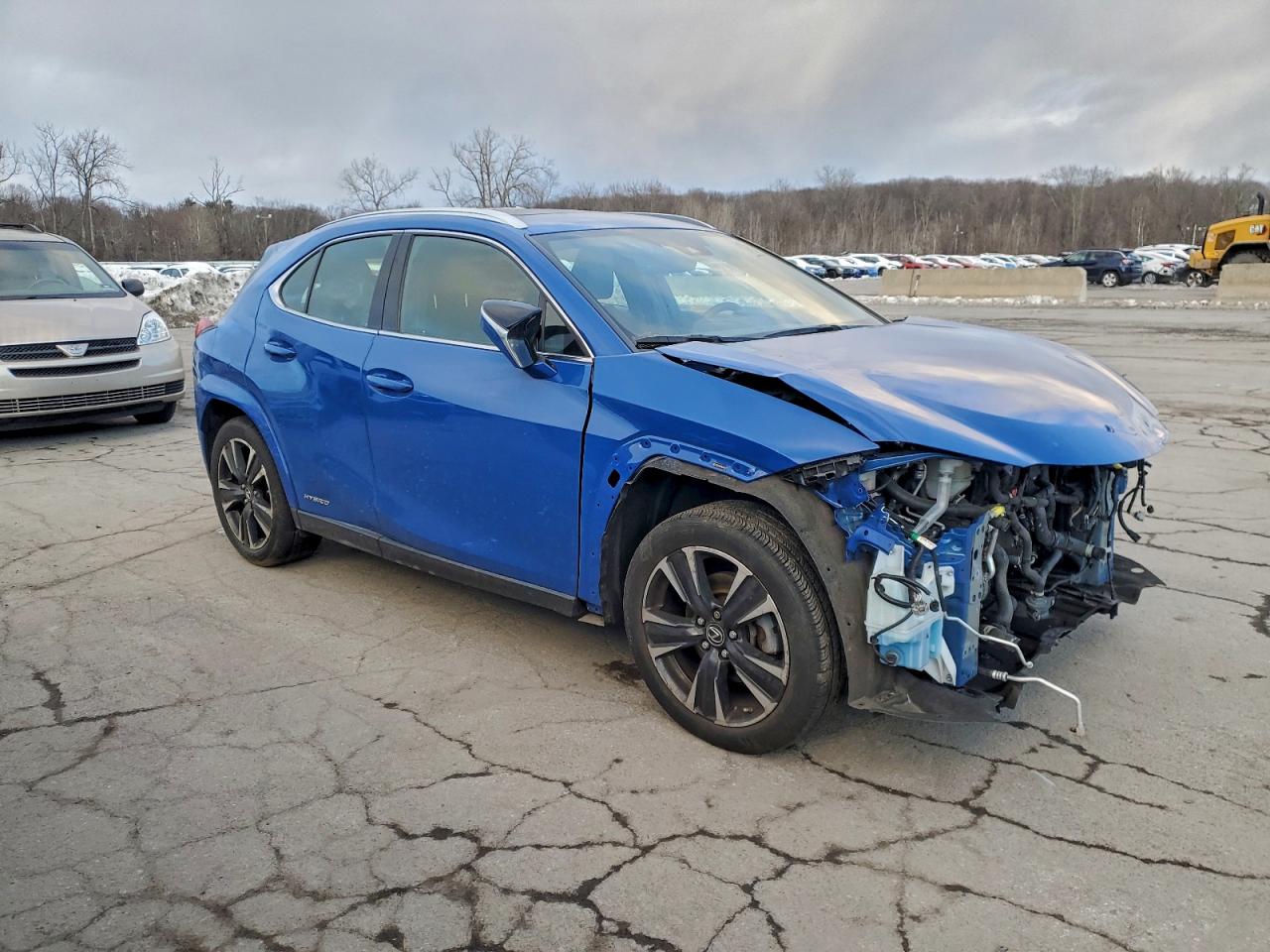 2022 LEXUS UX 250H BASE photo 4